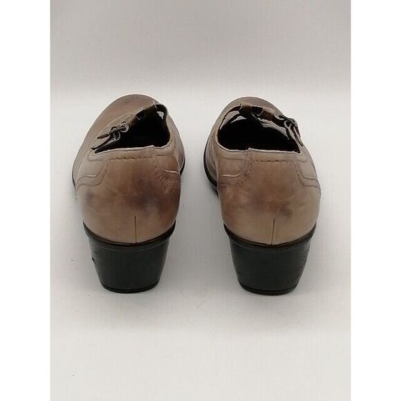 Clarks Pumps Womens Brown 10 Slip On Mary Jane Leather Buckle Strap Low Heel - Picture 4 of 12